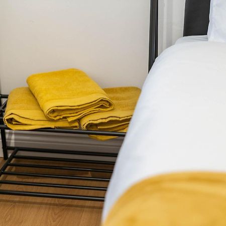 Two Bedroom Apartment-One Choice Stays- Jewellery Quarter Birmingham Esterno foto