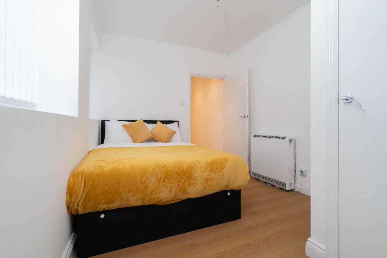 Two Bedroom Apartment-One Choice Stays- Jewellery Quarter Birmingham Esterno foto