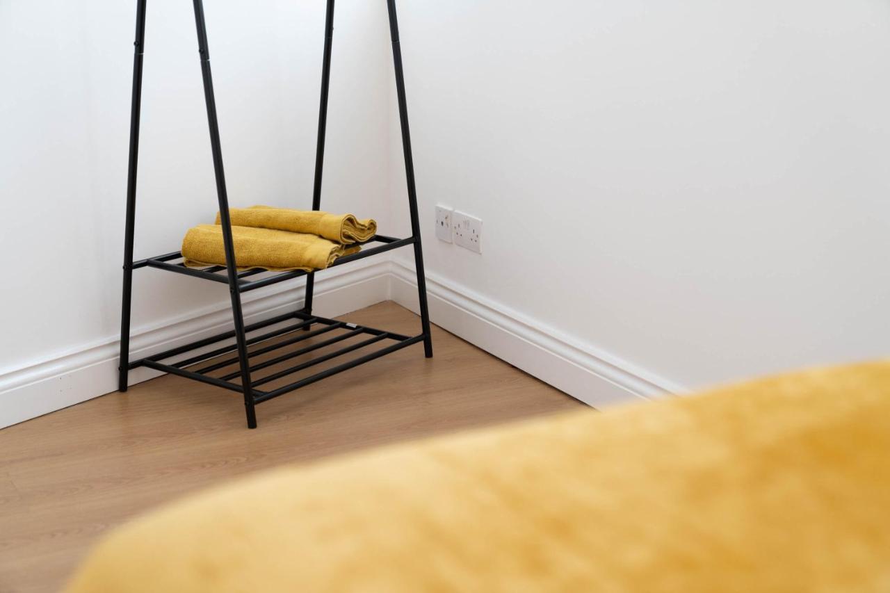 Two Bedroom Apartment-One Choice Stays- Jewellery Quarter Birmingham Esterno foto