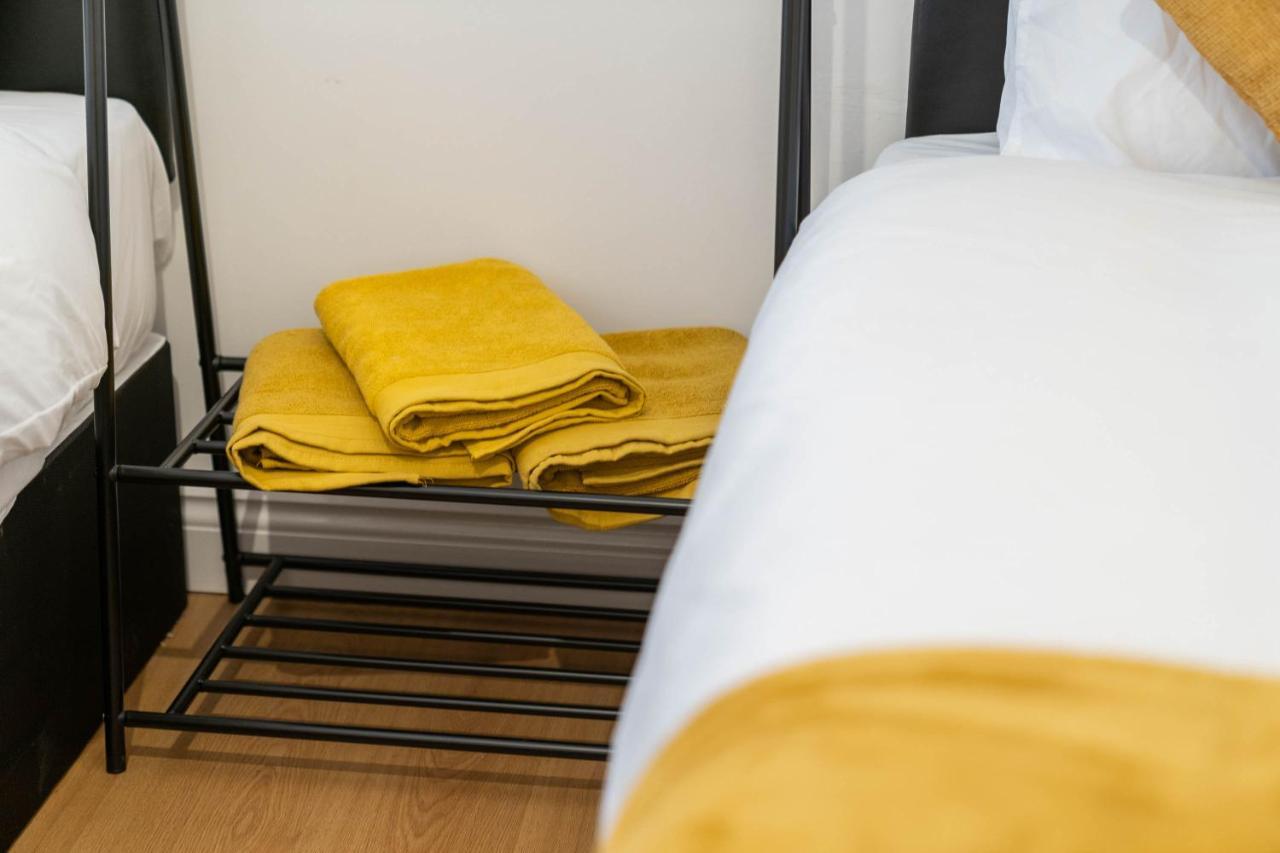 Two Bedroom Apartment-One Choice Stays- Jewellery Quarter Birmingham Esterno foto