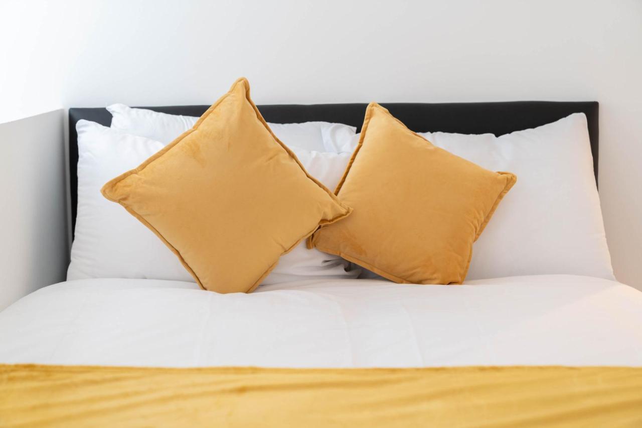 Two Bedroom Apartment-One Choice Stays- Jewellery Quarter Birmingham Esterno foto